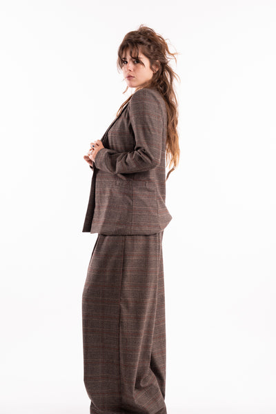 DELIA 27 Hose