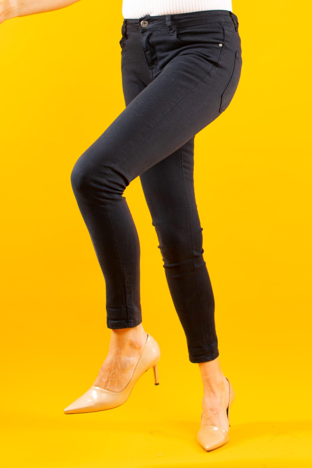 LOLA Jeans