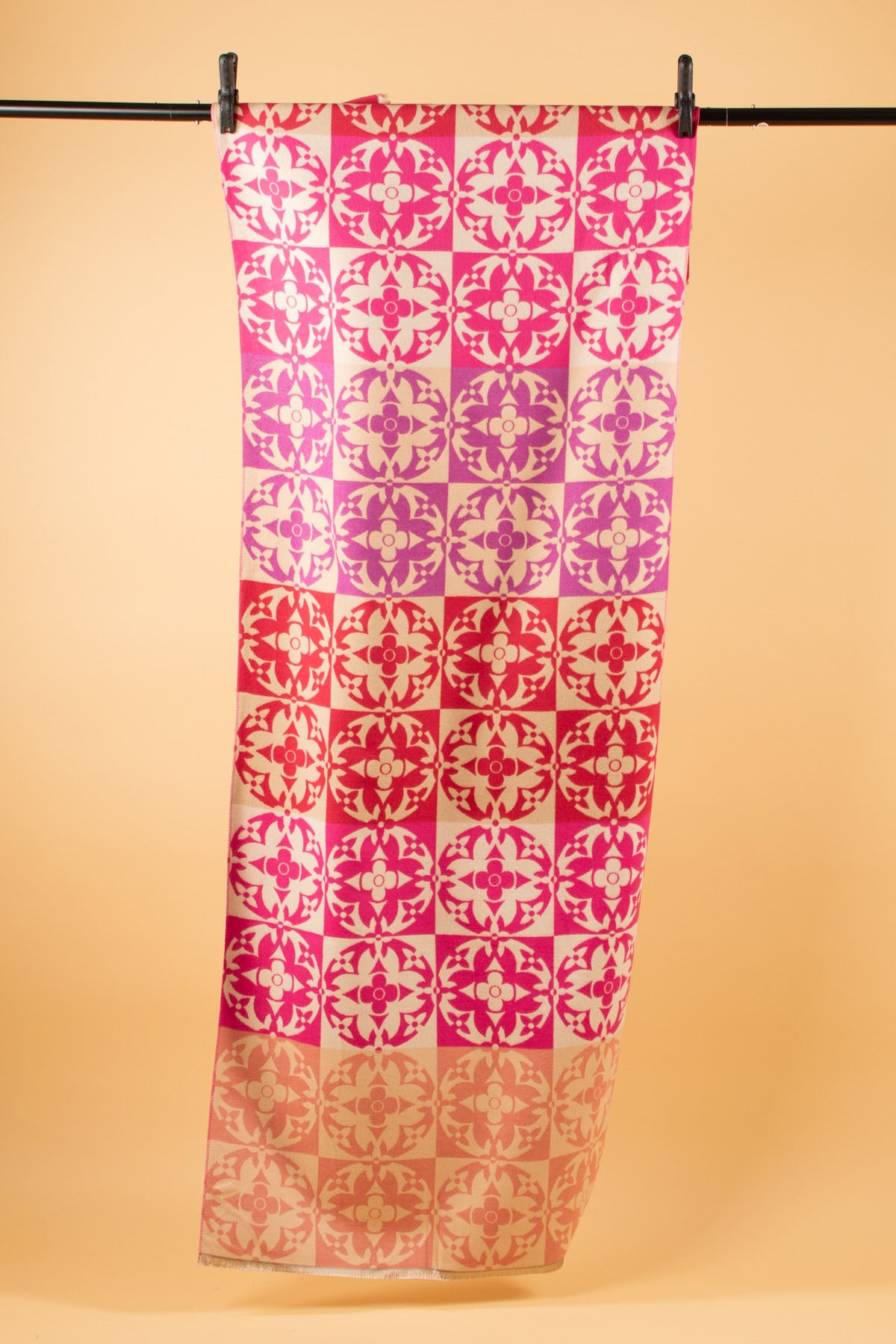 ALBINA Scarf