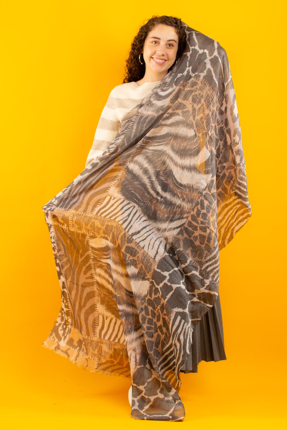 LOLA Scarf