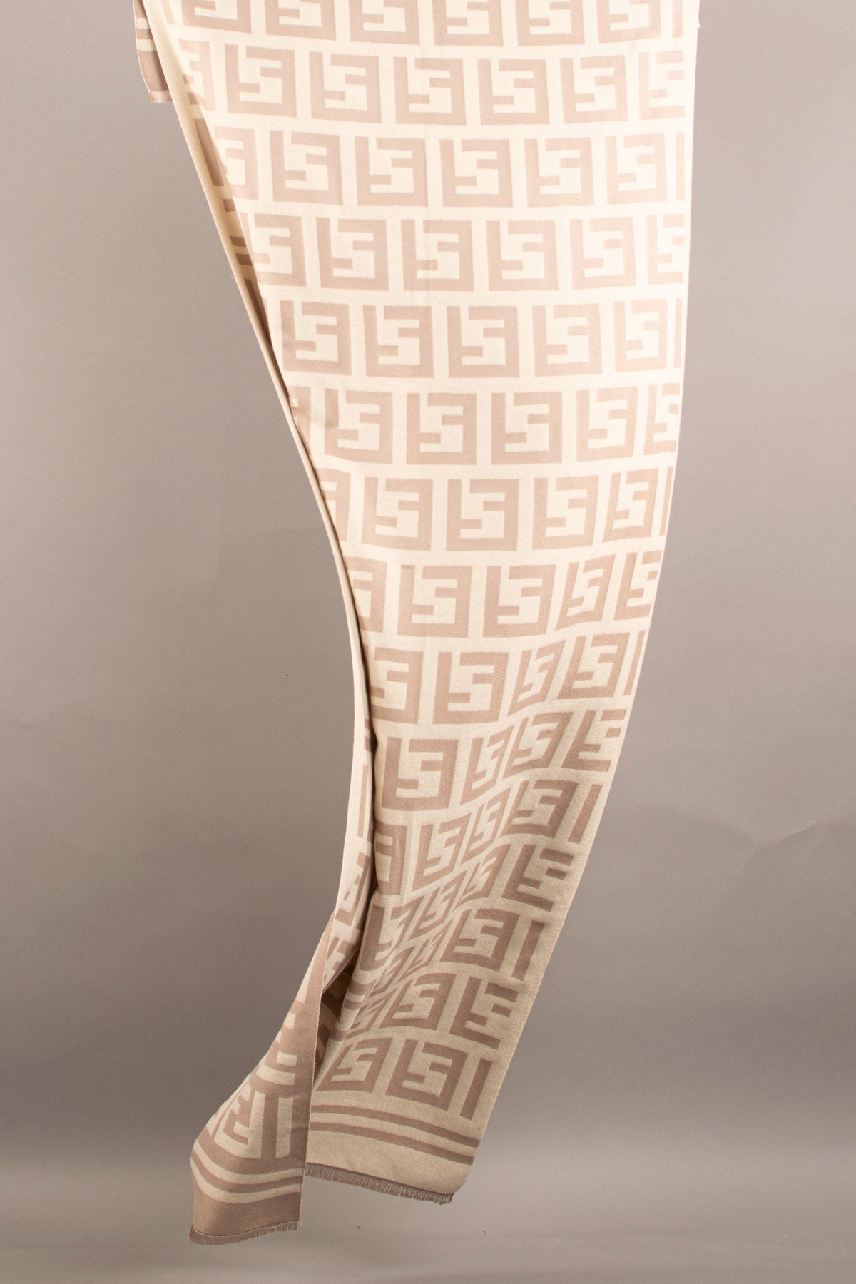 REAGAN Scarf