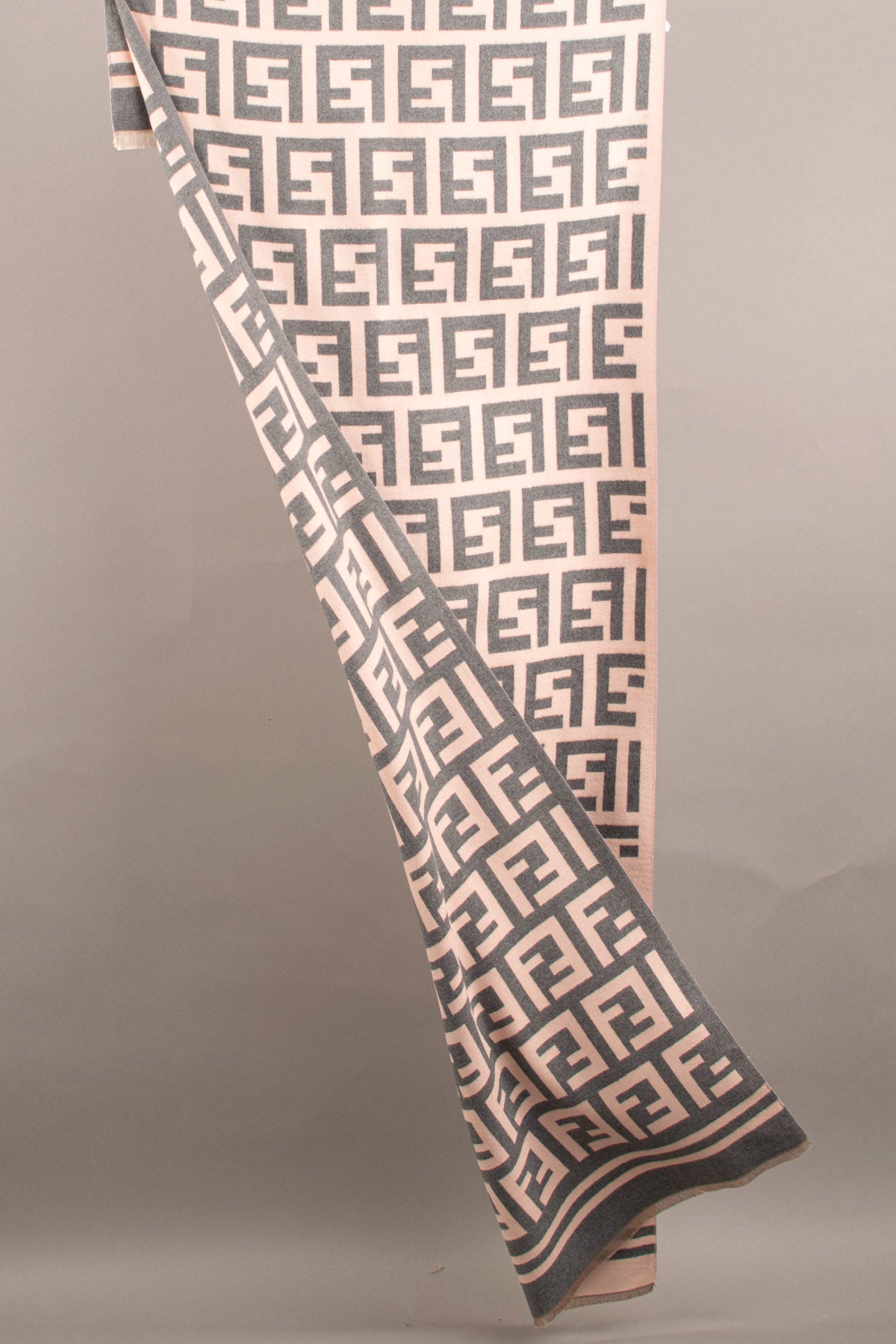 REAGAN Scarf