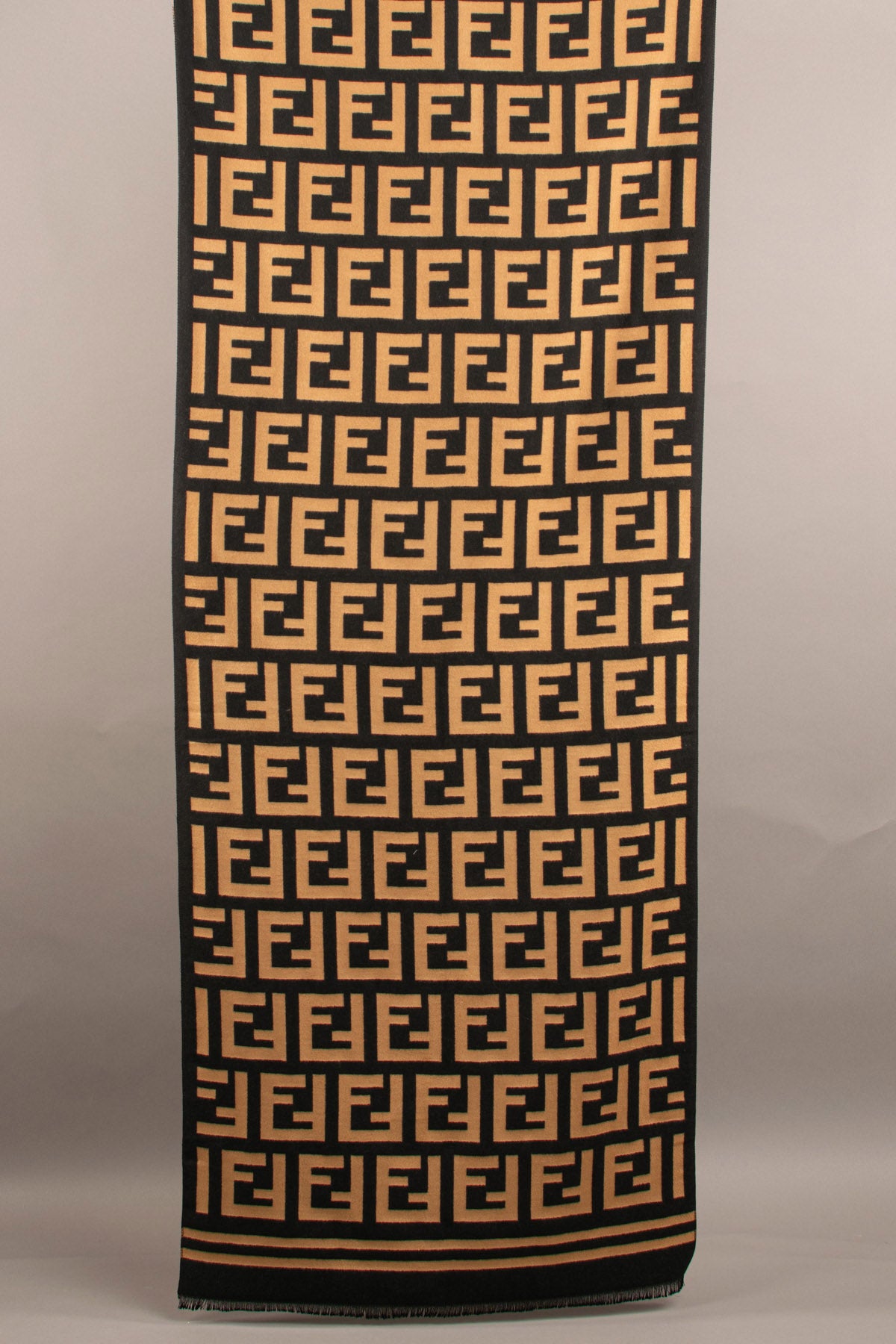 REAGAN Scarf