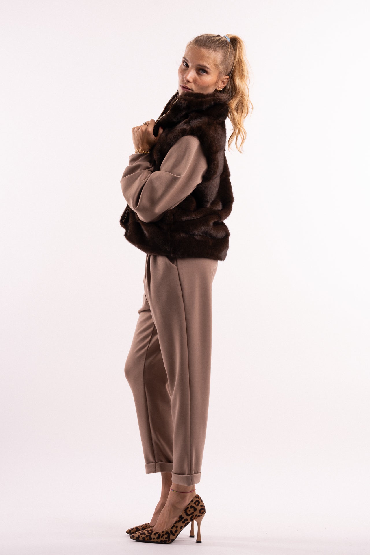 ELLEN 24 Hose