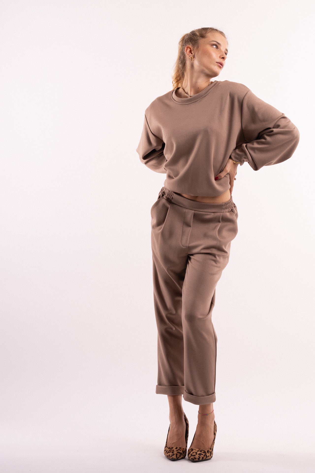 ELLEN 24 Hose