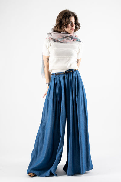 FARFALLA 27 Square Scarf