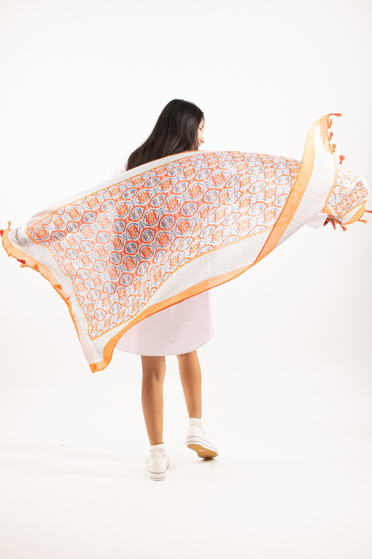 MAUDIA Scarf
